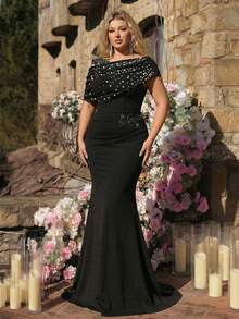 Aureia 大码优雅奢华黑色弹力针织撞色网纱不对称荷叶边修身鱼尾裙，适合晚宴、单身派对、约会、舞会、度假、婚礼等场合。 - 黑色 - 查看 9