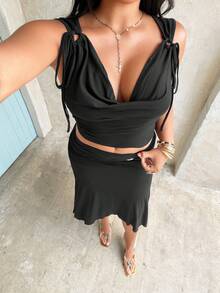 Rustia Plus Size Women's Solid Color Pleated Top And Metal Decor Skirt 2-Piece Set, Fashionable For Dates - Black - View 8
