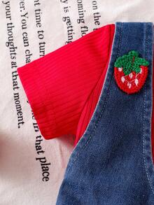 SHEIN Playful Pals 2pcs Baby Girl Blue Denim Overalls Shorts Set Summer Cute Vacation Solid Red Ribbed T-Shirt&Strawberry Decor Rolled Hem Jeans Outfit Elastic Waist - Red - View 6