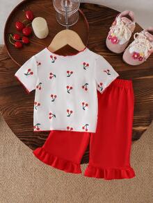 SHEIN Playful Pals 2件套女婴幼儿/新生儿0-3岁春夏可爱樱桃印花短袖T恤和格子裤套装，休闲装 - 紅色 - 查看 2