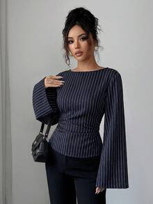 Siren Gaze Áo sơ mi nữ dài tay cổ thuyền kẻ sọc, thiết kế xếp ly, kiểu dáng thời trang. - Màu xanh hải quân - Xem 5