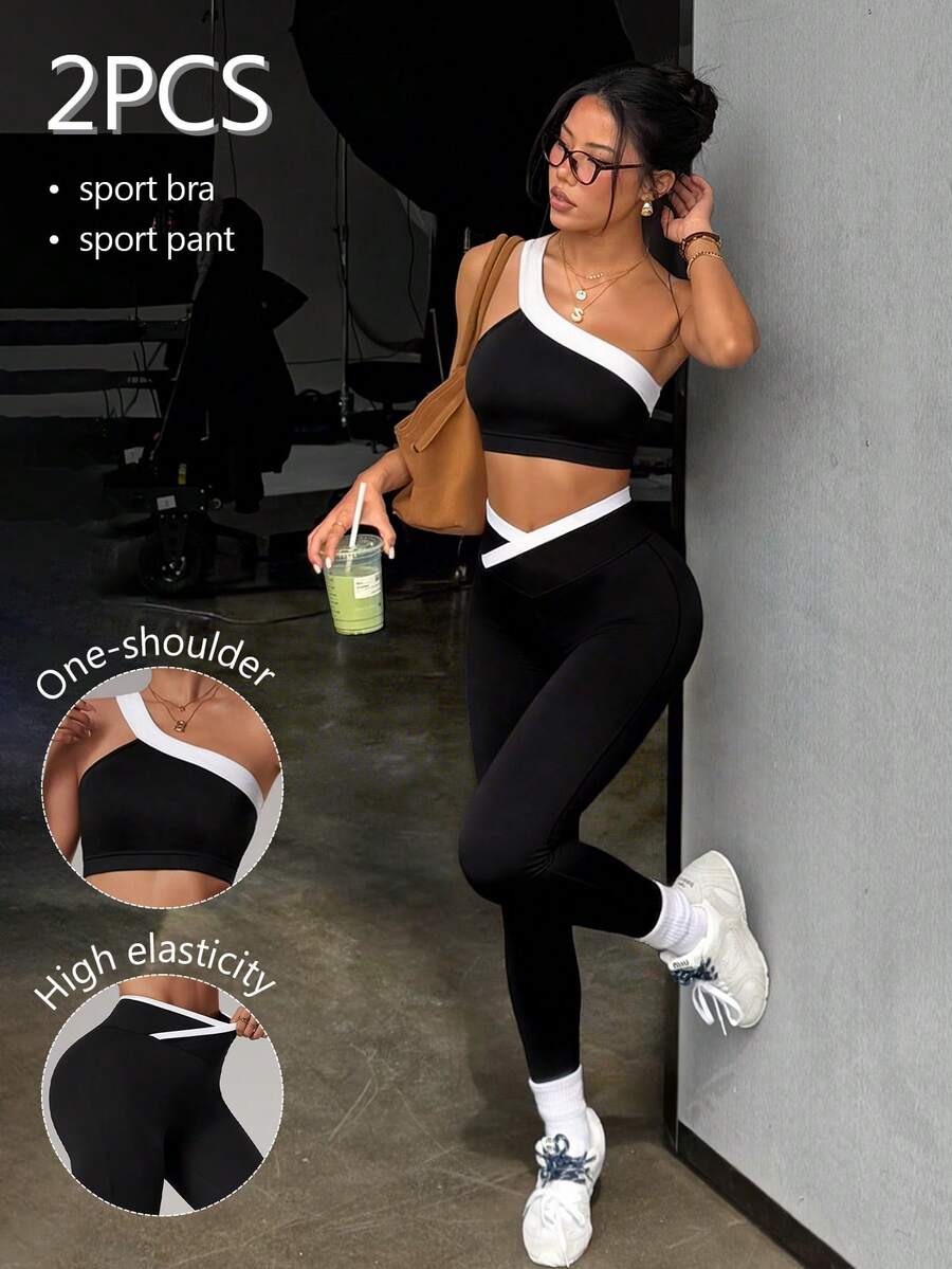 SHEIN Sports 两件套女士运动服,撞色露脐吊带上衣(带可拆卸胸垫)搭配撞色腰带紧身七分裤,时尚百搭,适合日常穿着、跑步、瑜伽、健身、网球、高尔夫、骑行等运动。 - 彩色 - 查看 1