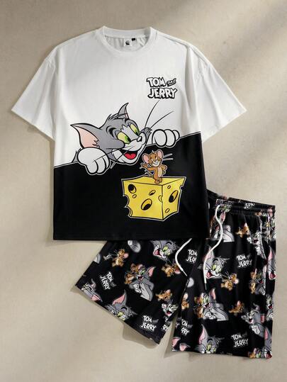 TOM & JERRY X SHEIN Men's Cartoon Print Round Neck Short Sleeve Top And Elastic Waist Shorts Pajama Set