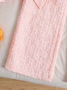 SHEIN 2 piezas Conjunto informal de camisa y pantalones con recorte de volantes y patchwork para niñas preadolescentes - Rosa Pálido - Ver 7
