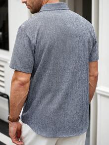 Manfinity Homme Manfinity CasualCool 男士亚麻条纹短袖衬衫，适合夏季日常通勤 - 灰色 - 查看 2