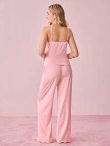 Lowkey Lull Coquette 吊带连体裤，荷叶边下摆，柔软弹力牛奶丝面料，休闲Y2K风格女士家居服套装 - 粉色 - 查看 2