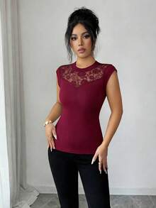 Elenzga 女士时尚圆领优雅蕾丝拼接心形领紧身吊带背心，适合日常穿着，秋冬春夏皆宜 - 酒紅色 - 查看 3