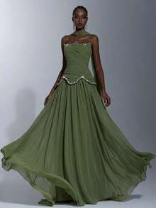 Elitara 优雅橄榄绿无肩带不对称领口奢华水钻链条腰部褶皱A字型长裙（含可拆卸挂脖），适合约会、度假、单身派对、婚礼及所有正式场合，女士晚礼服 - 橄欖綠 - 查看 2