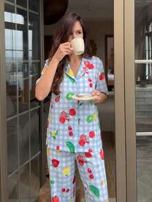 TrendSteals طقم قميص وبنطلون قصير الأكمام للنساء بطبعات كاجوال من الكشمير والفاكهة، قطعتان - متعدد الألوان - مشاهدة 9