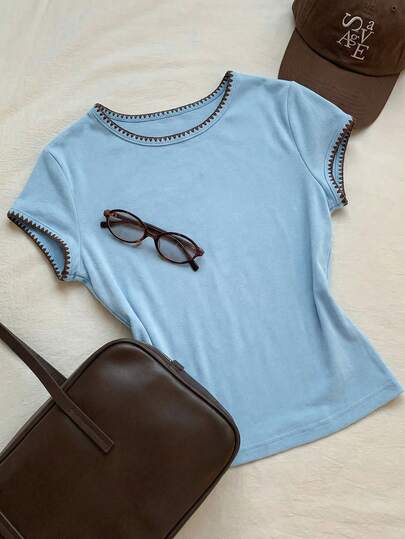 Comfortcana 2026 Nueva Moda Camiseta Casual Versátil de Mujer con Cuello Redondo y Mangas Cortas, Contraste de Ribetes, Top de Verano, Ropa de Primavera para Exteriores, Top Azul Casual Y2K