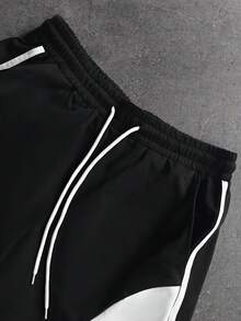 STYNVO Men's Casual Contrast Color Short Sleeve T-Shirt Set Men Two Piece Set Summer Two Piece Set Men Graphic Two Piece Set Athletic Two Piece - Multicolor - View 3