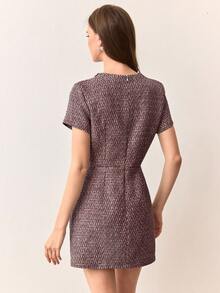 Aveloria Rosie Đầm tay ngắn cổ tròn, thắt eo, chất liệu vải tweed hai màu, trang trí ruy băng, kiểu dáng tối giản, tôn dáng, thanh lịch, cổ điển và lãng mạn. - Màu Đỏ Sâu - Xem 5