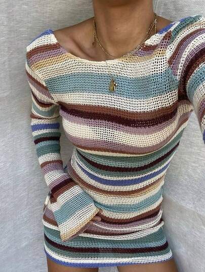 Livesso 女士彩色条纹圆领喇叭袖针织连衣裙