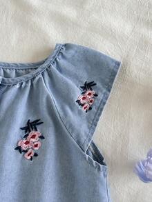 Toddler Girls' A-Line Dress, Summer New Cute Pink Floral Embroidery Pattern, Light Blue Washed Color, Lightweight Denim Fabric, Ruffle Trim & Flutter Sleeve Design, Playful & Sweet Style, Suitable For Various Occasions Like Vacation & Casual Wear - Blue - View 5