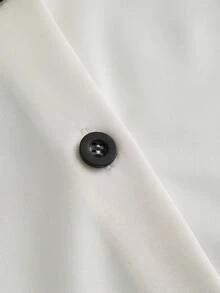 GlowEve 女士时尚V领纽扣开衫短袖束腰缎面优雅休闲T恤，适合度假、外出、派对等场合，春夏款 - 白色 - 查看 8