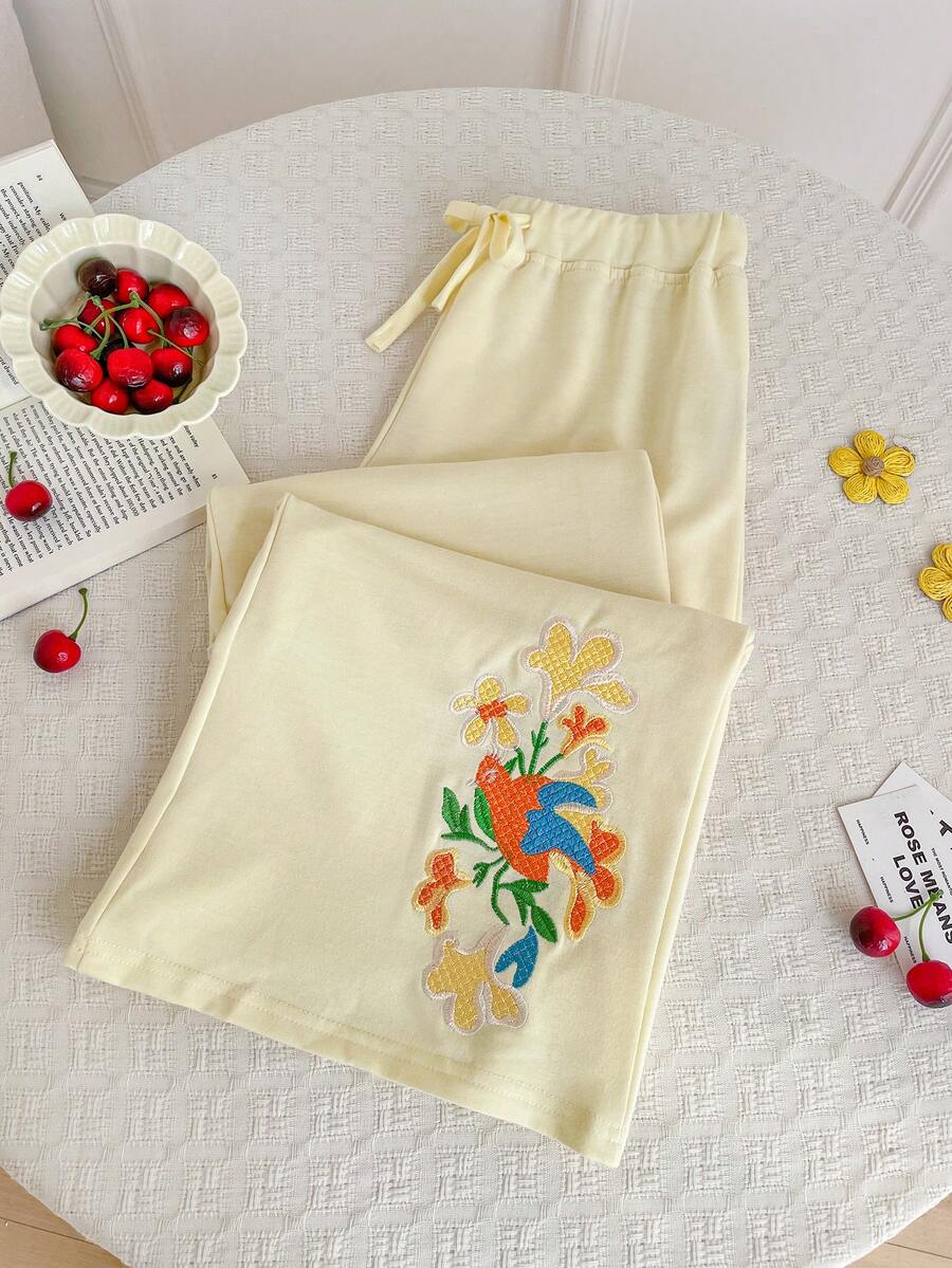 Sweetra 女士浅黄色长款运动裤，Sweetro-D 系列，甜美风格，适合旅行、度假、休闲、通勤，性感清新，前片刺绣图案，抽绳腰带，长款运动裤 - 杏色 - 查看 1