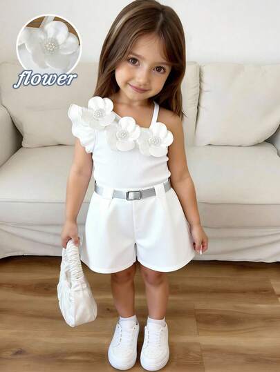 SHEIN Elladie kids Kız Çocuk (Küçük) Beyaz Atlet Takımı, İlkbahar/Yaz, İnci ve 3D Çiçek Süslemeli Beyaz Atlet Üstü, Düz Beyaz Şort ile Kombinlenmiş, Minimalist, Zarif, İşe Gidip Gelme, Okul, Geziler, Partiler, Tatiller İçin Uygun