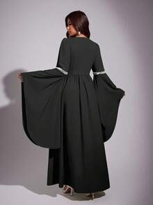 Viva Relle 大码女士优雅浪漫奢华派对/婚礼宾客珍珠装饰圆领收腰长袖喇叭袖口A字长裙（珍珠装饰随机）珍珠装饰连衣裙 女士精美连衣裙 阿拉伯风格连衣裙 女士连衣裙 正式礼服 黑色连衣裙 - 黑色 - 查看 2