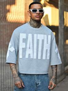 Devon Thys PAVTROS Manfinity Streetrush 男士街头风流行 INS 同款男士微笑火焰刺绣灰色短袖T恤，图案T恤，街头服饰，保暖冬季，圣诞节，男友礼物 - 淺灰色 - 查看 5