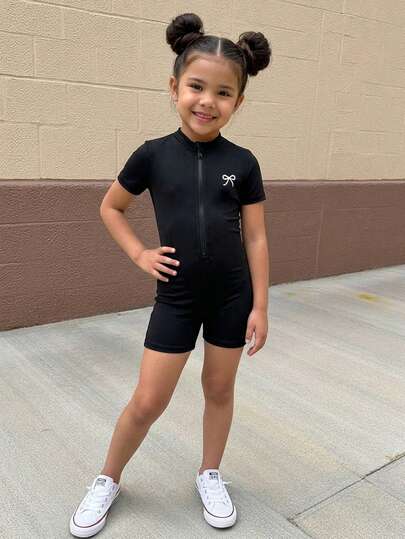 Mono de punto negro con estampado de mariposa para niñas, ropa deportiva casual, de moda, versátil, adecuado para fiestas, salidas, sesiones de fotos con hermanas, parques, campamentos, vacaciones y ocio diario