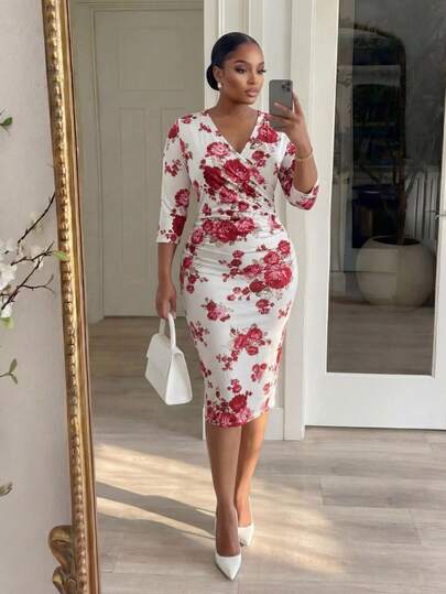 SHEIN Lady CURVE Vestido cruzado con estampado floral elegante para tallas grandes en verano