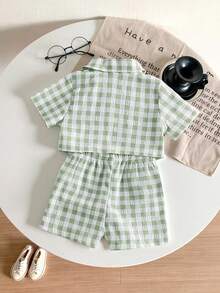 SHEIN Playful Pals 3件套女婴度假休闲纹理面料套装，包括衬衫、短裤和连体衣，适合日常度假和夏季穿着。 - 綠色 - 查看 2
