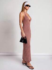 COSMINA Đầm hở lưng cổ yếm kẻ sọc nữ phong cách thường ngày, đầm mùa hè, đầm hở lưng, đầm kẻ sọc, đầm nữ, đầm mặc đi nghỉ dưỡng ôm sát cơ thể, đầm hở lưng, đầm kẻ sọc mùa hè cho nữ, đầm mùa hè cho nữ - Màu Hoa hồng đỏ - Xem 5