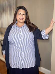 大码女式休闲撞色条纹印花七分袖宽松蓝色条纹衬衫，藏蓝色商务休闲上衣，学院风上衣，适合秋季、冬季、返校季、教师、乡村风格穿着，适合苹果型和圆润身材 - 藍色 - 查看 6