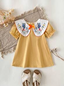 SHEIN Đầm mùa hè cho bé gái kiểu dáng thường ngày, thêu hoa, tay cánh hoa, cổ Peter Pan. - Màu vàng - Xem 6