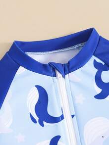 SHEIN 男婴鲸鱼印花泳衣，休闲涤纶连体泳衣，适合夏季、海滩和游泳 - 藍色 - 查看 4