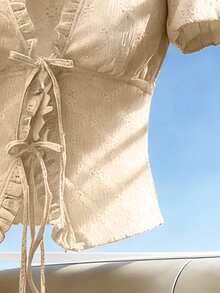 Franclia Áo kiểu nữ mùa hè 2026 mới, cổ chữ V sâu, thắt nơ phía trước, tay ngắn, chất liệu vải dệt, gợi cảm và lãng mạn, phong cách millennials, thích hợp cho các bữa tiệc. - Màu Khaki - Xem 3