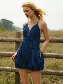 WESTFADE V领褶皱系带露背泡泡下摆棉混纺牛仔连体裤，可爱百搭，适合春季、夏季、度假、休闲、海滨、牛仔风、波西米亚风、假期、海滩、音乐节、西部风、纳什维尔、牛仔竞技表演、乡村音乐会、乡村音乐节、科切拉音乐节等场合。 - 深色水洗藍 - 查看 3