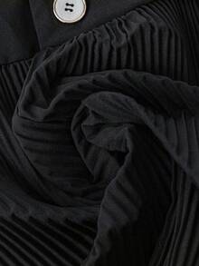 SHEIN Tall CURVE 女士大码高腰褶皱弹力腰短裤 - 黑色 - 查看 5