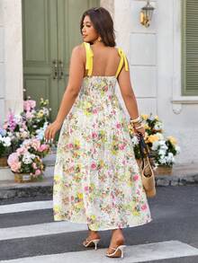 SHEIN Holidaya 大码刺绣镂空花卉印花吊带夏日连衣裙 - 彩色 - 查看 2