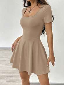 SHEIN EZwear 浅卡其色针织方领休闲运动迷你连衣裙，女式批发连衣裙，女士夏季连衣裙，高品质女装 - 卡其色 - 查看 7