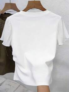 Franclia 女士夏季新款法式极简主义褶皱雪纺短袖衬衫，领口饰以钻石和珍珠，适合日常通勤、休闲聚会、约会、散步、户外活动、休闲旅行等场合。 - 白色 - 查看 2