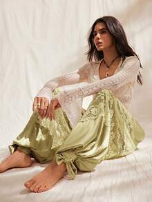 Easelle Quần dài nữ cổ điển cạp thấp màu xanh lá cây phối ren, khoét rỗng, xuyên thấu, phong cách lãng mạn. - màu xanh lá - Xem 10