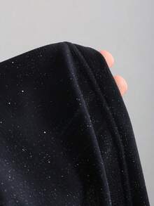 SHEIN MOOSTA Áo kiểu nữ chất liệu vải có họa tiết, vai lệch, phong cách tối giản thường ngày, thích hợp cho mùa xuân/hè. - màu đen - Xem 5