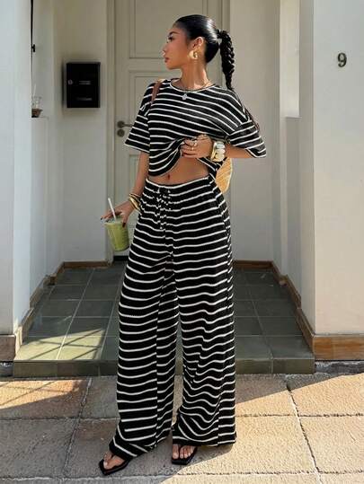 Muchica Women's Summer New Textured Black Striped Loose Short Sleeve T-Shirt And Pants Set
