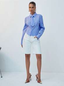 Hauture Chemise rayée courte de style "Old Money" chic de bureau avec cravate pour femmes - Bleu azur - Voir 5