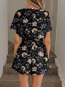 Easowa 女士休闲舒适度假通勤时尚抽象几何线条图案收腰短款上衣和短裤两件套，春夏款 - 彩色 - 查看 2