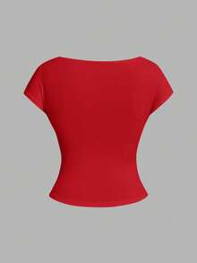 SHEIN Essnce Bộ 4 áo thun nữ cổ tròn, ôm sát, hở lưng, khoét lỗ, họa tiết da báo đen, trắng và đỏ, phong cách tối giản, thích hợp mặc mùa hè như áo lót hoặc áo khoác ngoài. - Nhiều màu - Xem 11