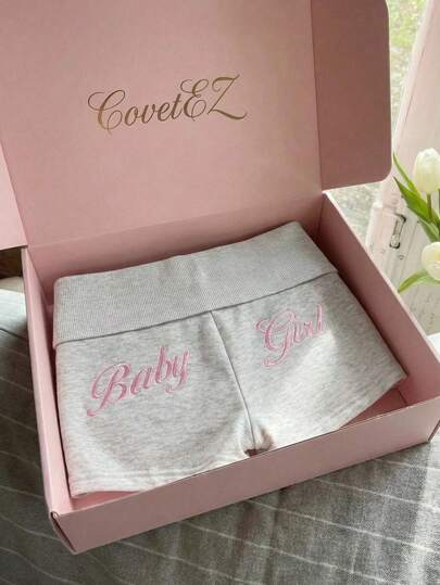 CovetEZ 女士字母刺绣休闲修身短裤