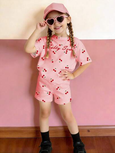 2件套可爱樱桃图案数码印花T恤短裤套装，时尚休闲百搭女童装，适合所有季节