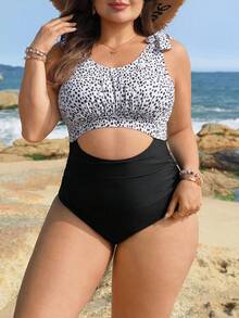 Swim Lushoire Plus Size One-Piece Swimsuit, Polka Dot & Solid Color Patchwork, Front Ruched, Vacation Beach Pool Outfit - Black and White - View 5