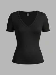 SHEIN EZwear 3件套女士深V领紧身休闲短袖基础款叠穿长袖T恤套装，适合春夏穿着，女士黑色V领T恤基础款上衣修身款T恤3件装，夏季上衣 - 黑色 - 查看 6