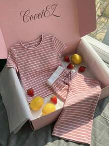 CovetEZ 女士休闲条纹短袖T恤和裤子两件套，夏季 - 紅色 - 查看 2