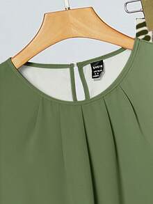 SHEIN Clasi 休闲简约度假波西米亚风优雅浪漫复古绿色花卉印花图案沙滩装，度假装，女士夏季两件套，适合夏季穿着 - 彩色 - 查看 4