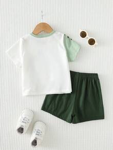 Cozy Pixies 2件套男婴卡通动物印花柔软针织圆领短袖上衣和松紧腰裤套装 - 綠色 - 查看 2