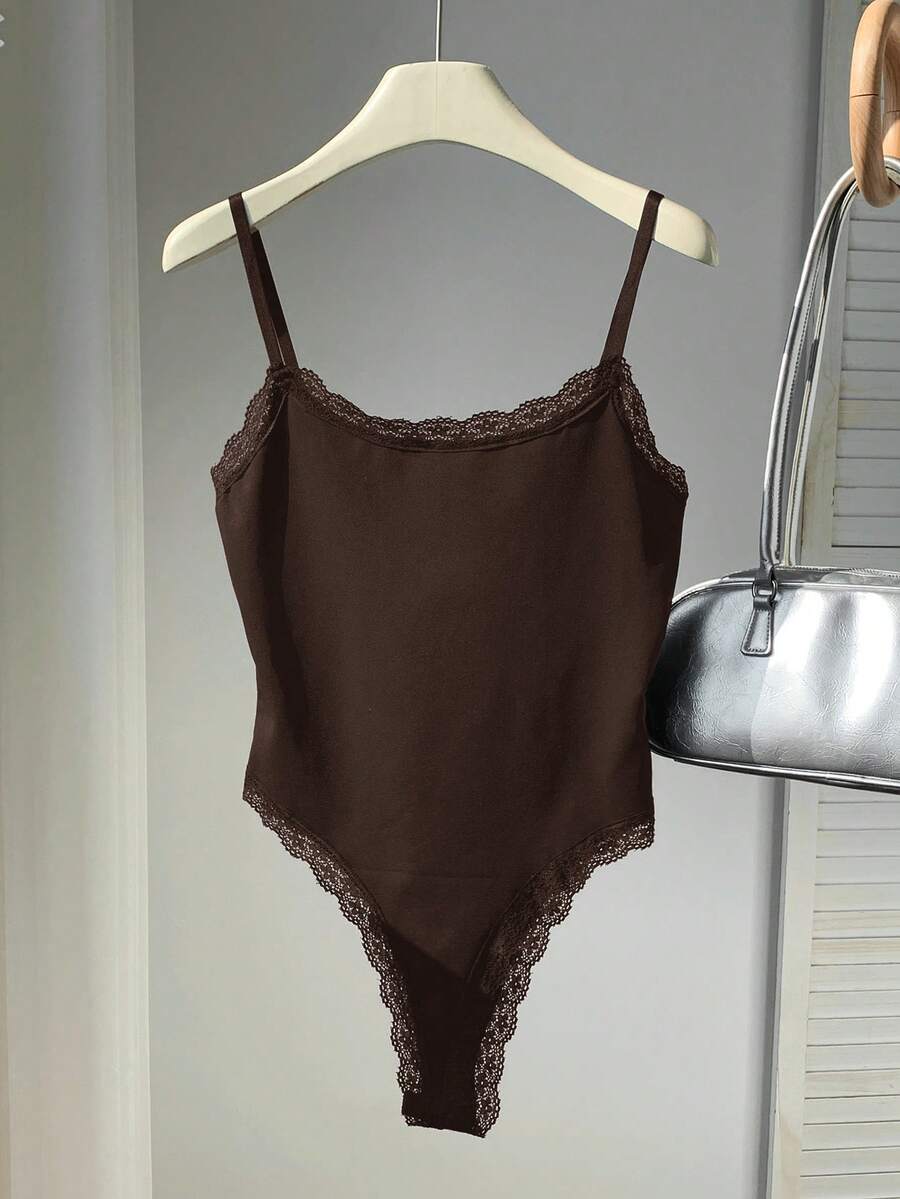 Comfortcana Bodysuit Wanita Motif Renda Patchwork Kasual Serbaguna untuk Pemakaian Sehari-hari - Coklat - View 1